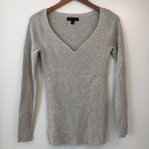 Brand new Banana Republic Sweater Size M